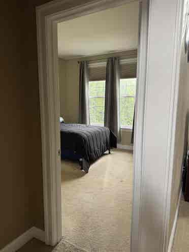 Nice Room w/view & 
private bathroom