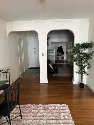 Spacious 4-bedroom Queens apt