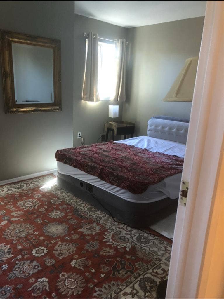 Safe room & private bath -condo
