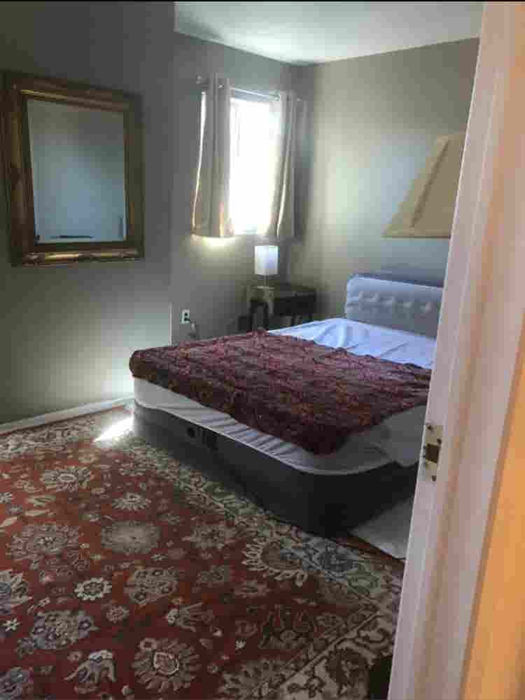 Safe room & private bath -condo