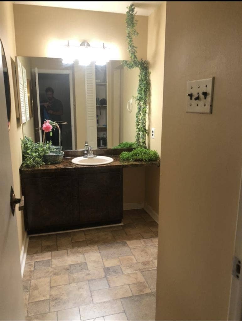 Safe room & private bath -condo