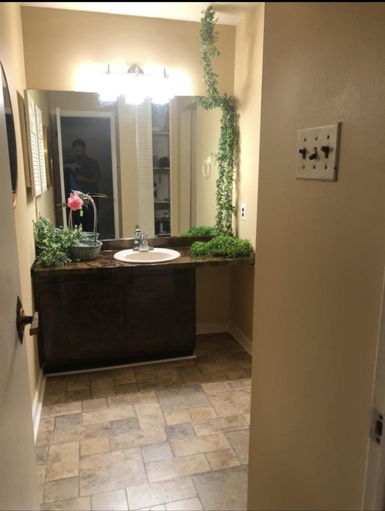 Safe room & private bath -condo