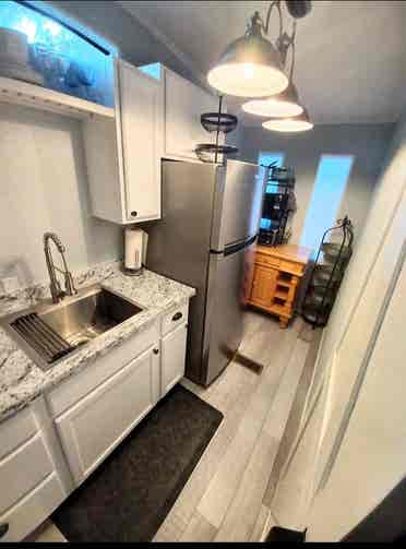 Suite Private Entry W/D Kitchenette