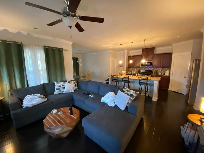 Looking for Christian male roommate