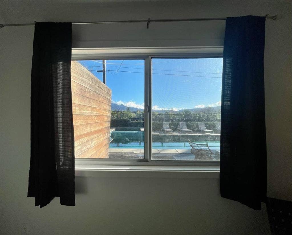Modern Ojai Bright Master Suite