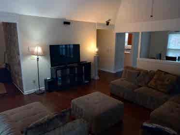 Master Bedroom for Rent