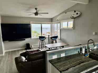 Stunning OB Apartment | Ocean View