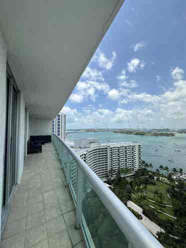 Flamingo Point,  Sq Ft Condo
