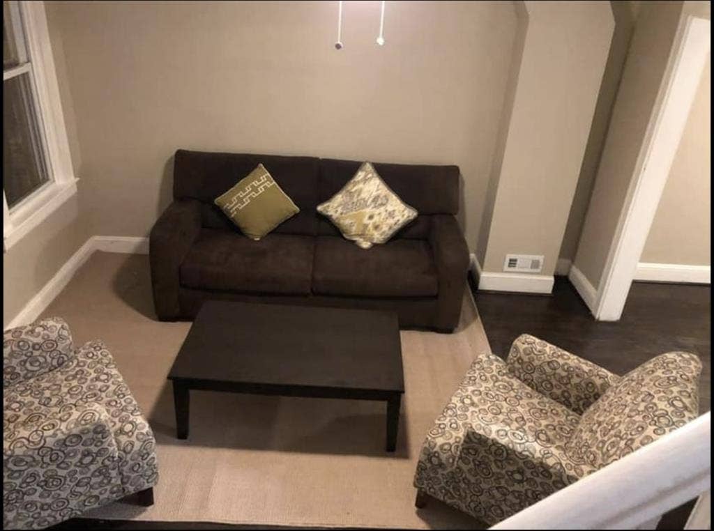 Small room in Shared House