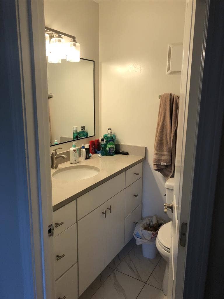 Looking for 3rd roommate, Rent $