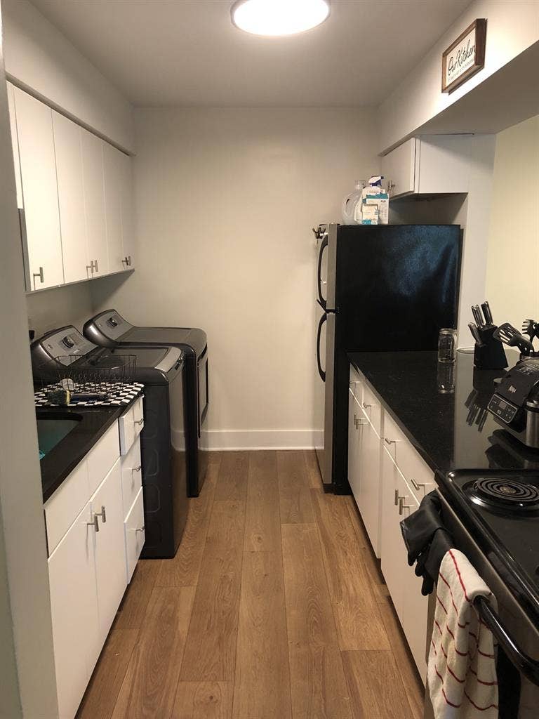 Looking for 3rd roommate, Rent $