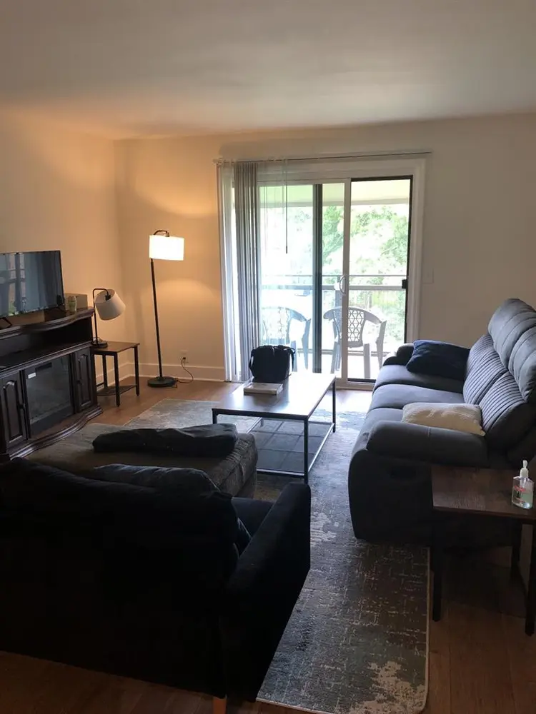 Looking for 3rd roommate, Rent $