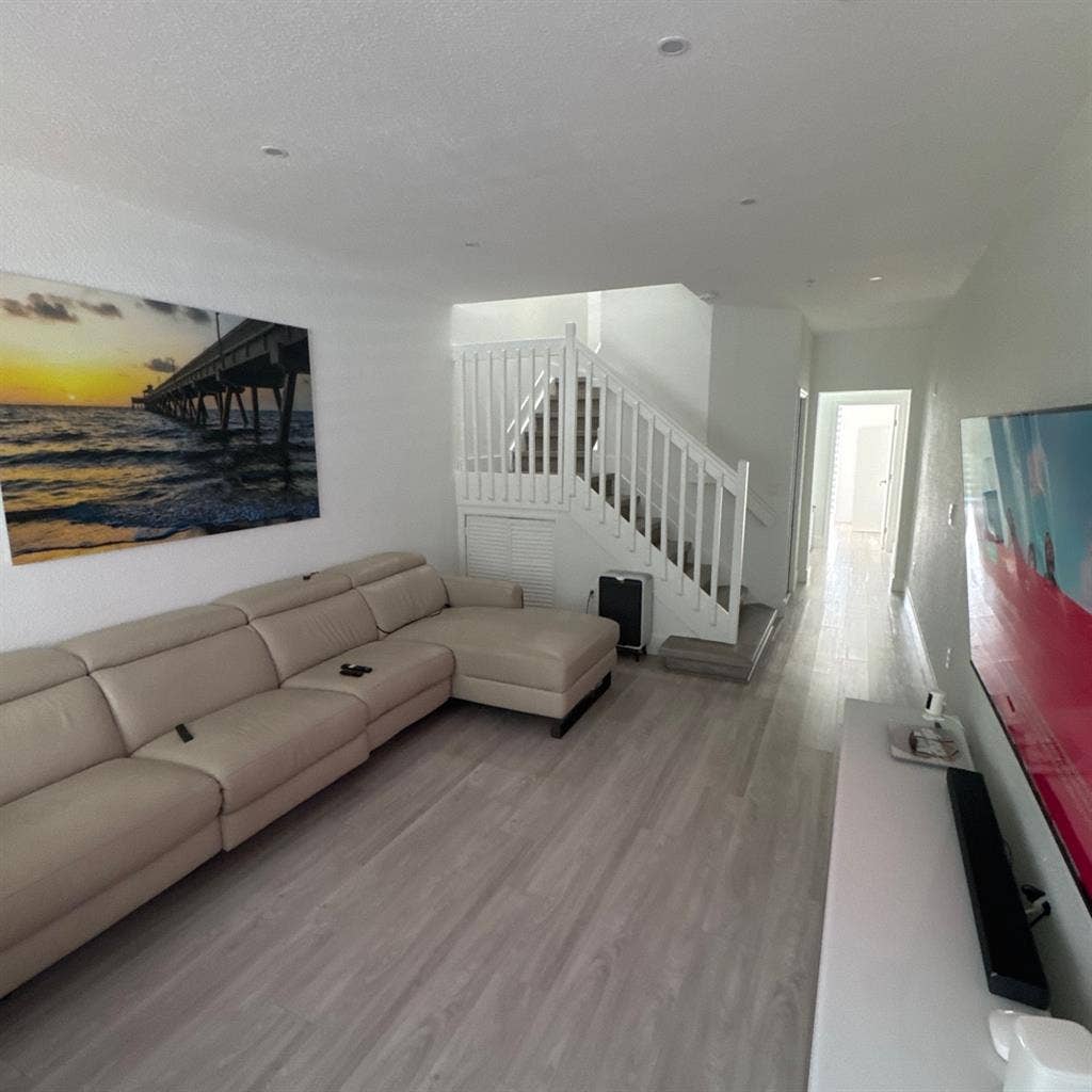 Room in a great location Miami