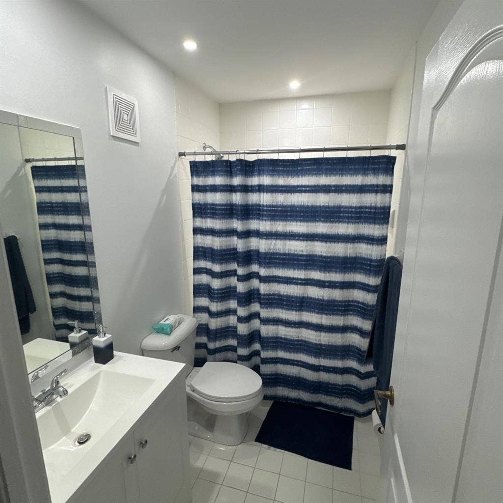 Room in a great location Miami