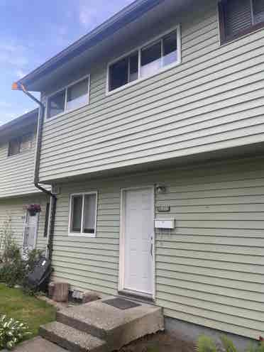 Unfurnished room available June