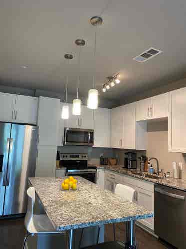 Southside Apartment - Move-In Ready
