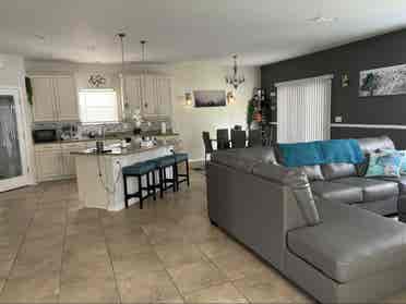 Orange park room -all included