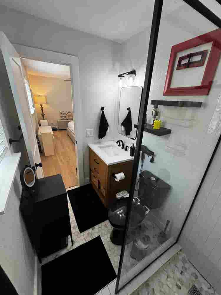 master bedroom (Female preferred)