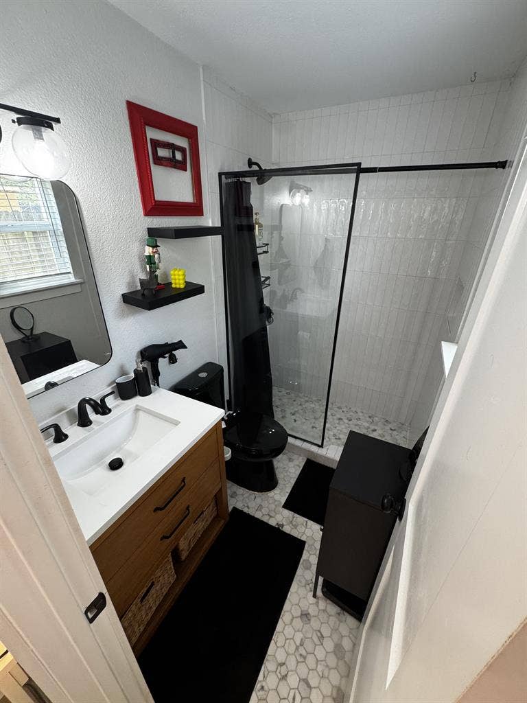 master bedroom (Female preferred)