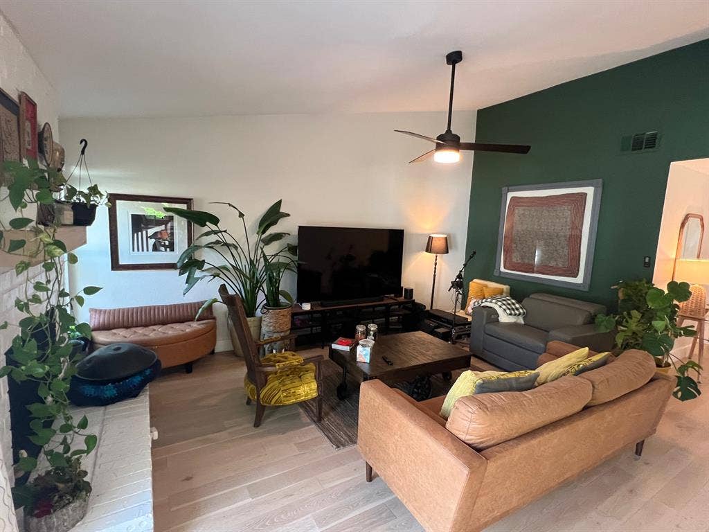 master bedroom (Female preferred)