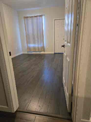 Great condo with ammenities!