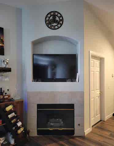 Great condo with ammenities!