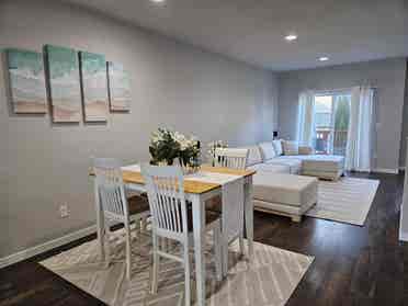 Room for Rent in Modern Townhouse