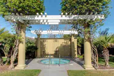 Rent private Room+Bath in B Apt