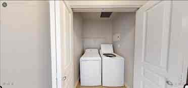 Rent private Room+Bath in B Apt