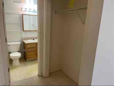 Looking for roommate!(private room)
