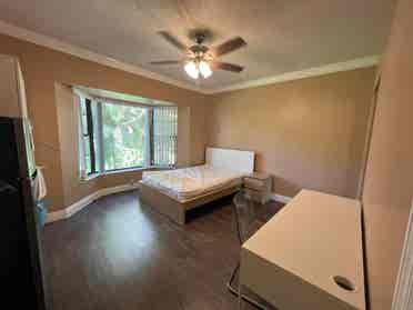 Private furnished room available