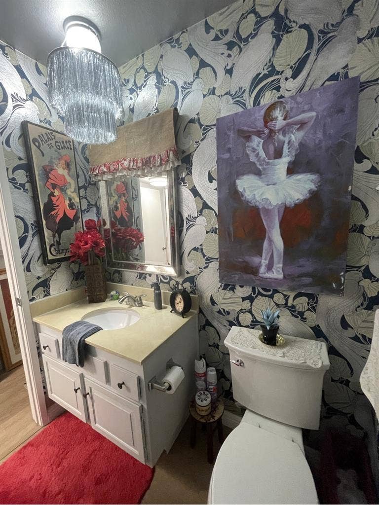 Furnd. Room/bath in private home