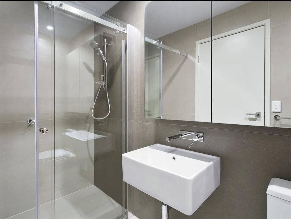 Shared room for rent in CBD