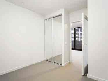 Shared room for rent in CBD