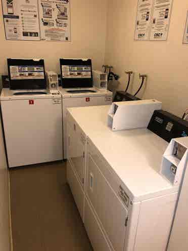Large Brentwood Bdrm w/Prvt Bath