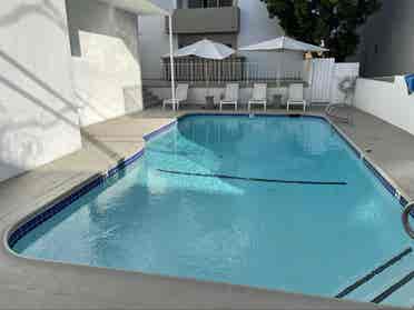 Large Brentwood Bdrm w/Prvt Bath