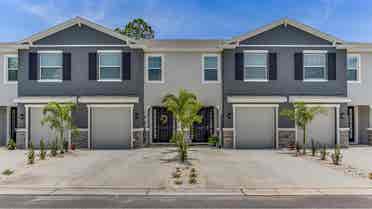 🏡 Townhome For rent!