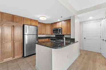 Condo in Cambridge Downtown