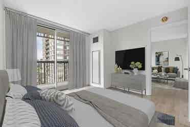 Condo in Cambridge Downtown