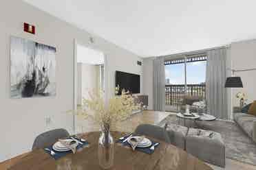 Condo in Cambridge Downtown