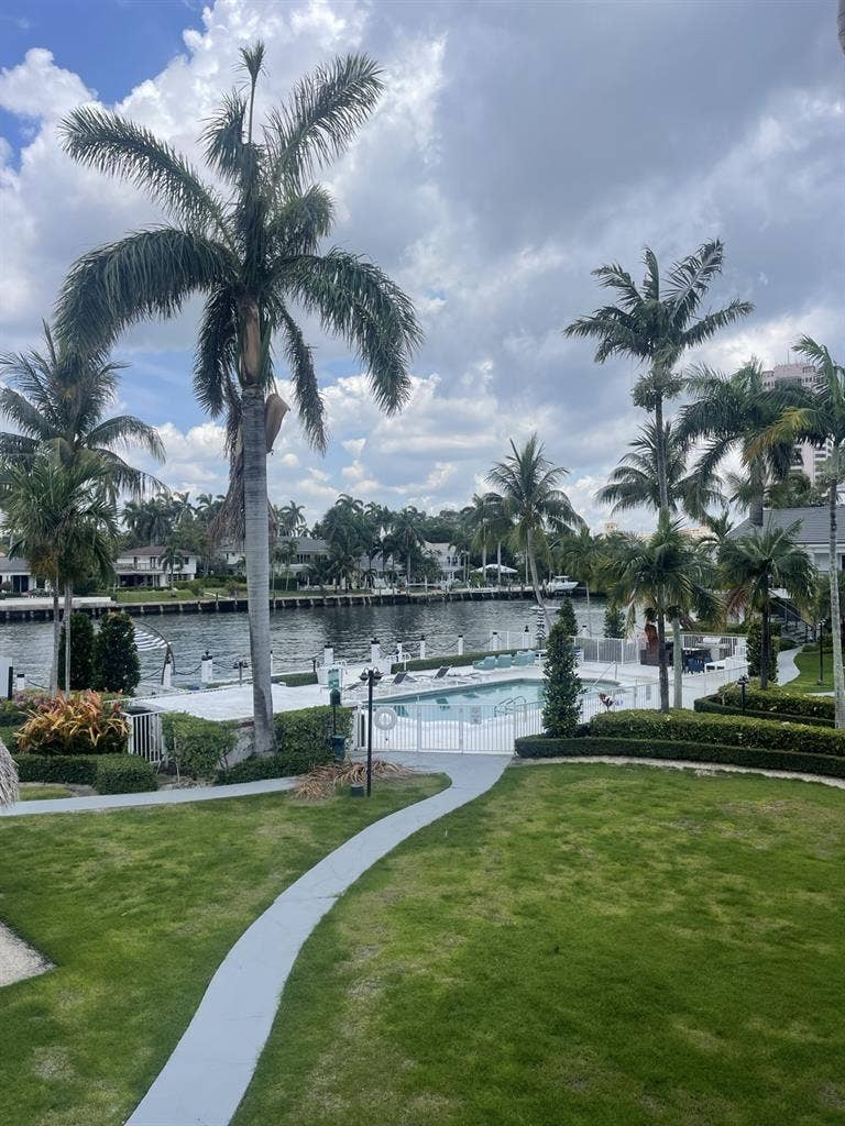 Waterfront furnished! Move in today