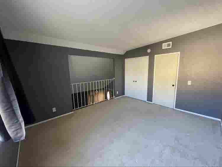 Private room with shared bathroom