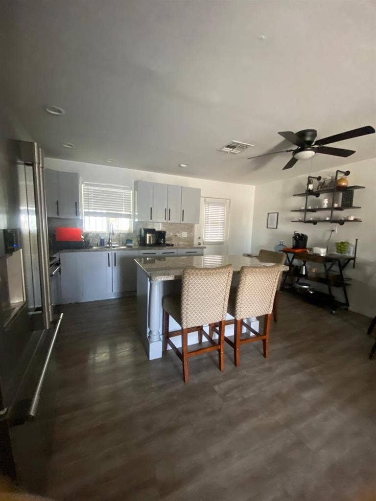 Room for rent $