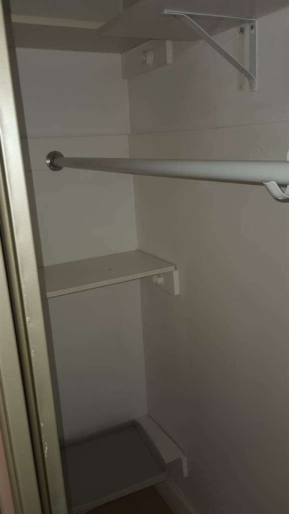 House with private room for rent
