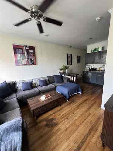 ROOM AVAILABLE – EAST VILLAGE
