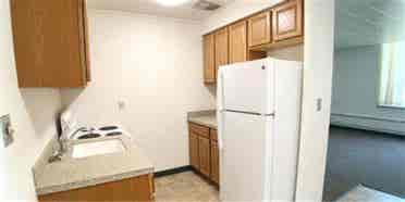 Roommate wanted CWU Short Getz