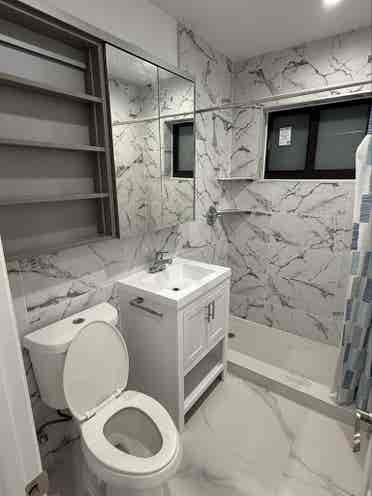 ROOM FOR RENT $