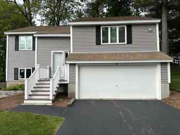 Looking for Roommate for Condo