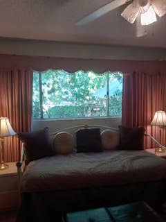 Pvt, quiet BR/BA on AZ Golf Resort