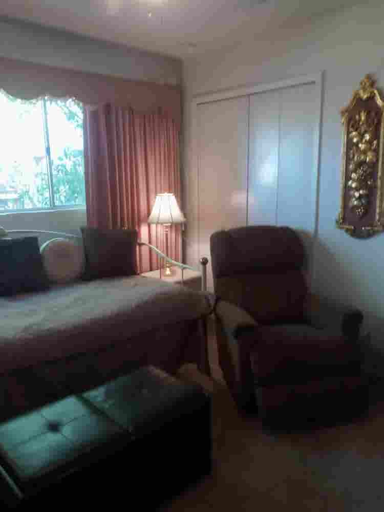 Pvt, quiet BR/BA on AZ Golf Resort